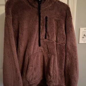 Pullover sweater pink victorias secret in burgundy medium size